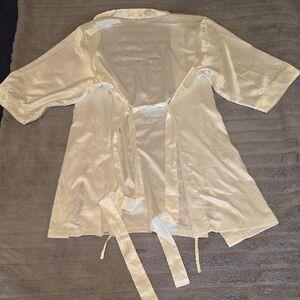 BRIDE Elegant Cream Satin Robe Size L/XL